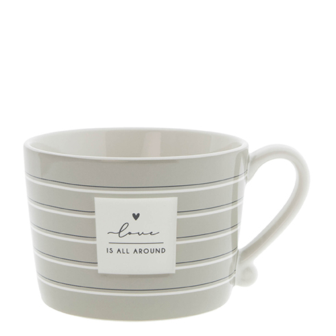 Tasse "Love is all Around" (beige/schwarz)